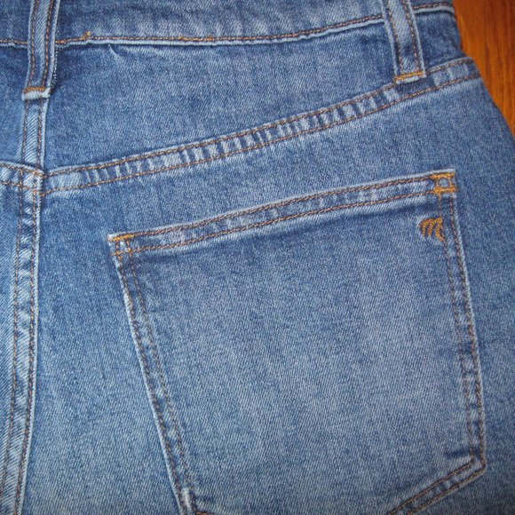 Madewell High-Rise Cut-Off Denim Blue Jean Shorts - Picture 7 of 12